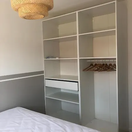 Bruit De Hébergement de vacances *