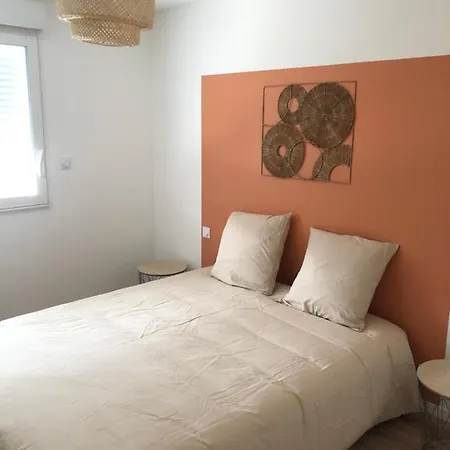 Holiday home Bruit De *